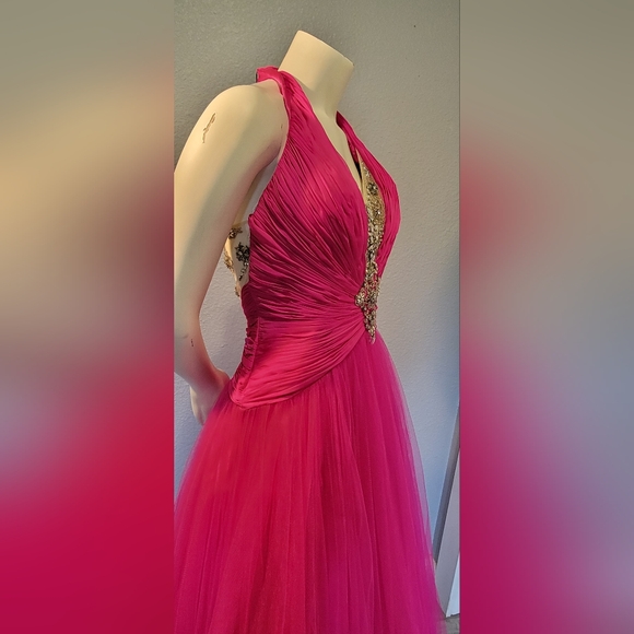 Terani Couture Fushia Halter Gown Dress S10 With Nude Push Up And Garment Bag - Picture 16 of 16